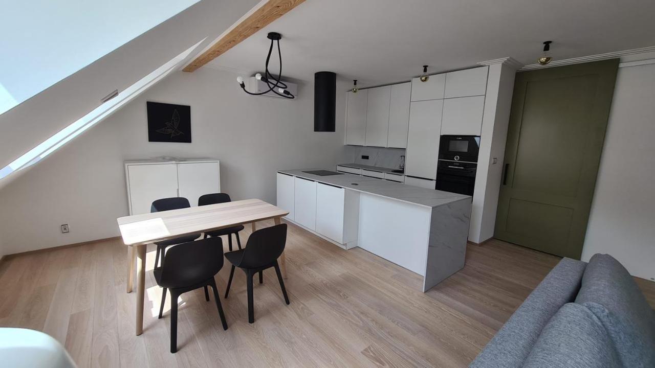 The Gusto Apartman Chomutov Luaran gambar